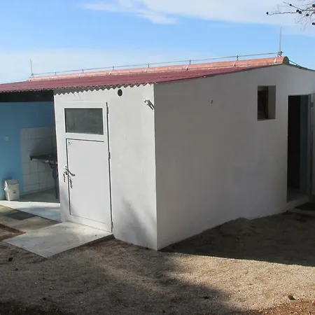 Caravan Near The Sea Ugljan