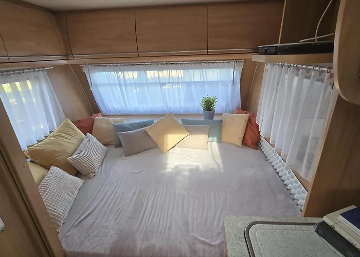 Camping Caravan Near The Sea *